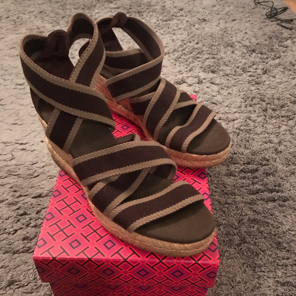 Like new Tory Burch espadrille wedges